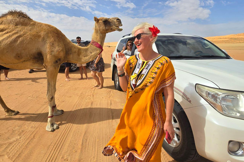 From Muscat: Wahiba Sands Desert Adventure with Sunset Watch
