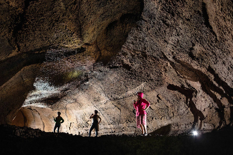 Von Madalena aus: Geführte Tagestour zu den Vulkanen und Seen des Pico