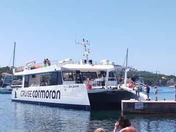 Mallorca: Passeio de catamarã de 2 horas pelo litoral e pelas Ilhas Malgrat