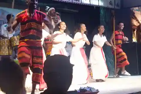 Addis Night Life yod Abissinia