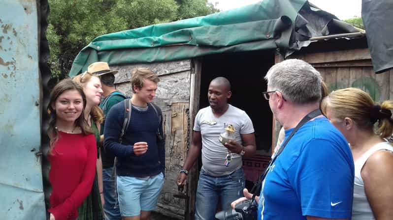 Cape Town: Township Tour & Sea Life Visit
