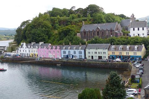 Inverness: Isle of Skye, Loch Ness, and Castles Day Trip