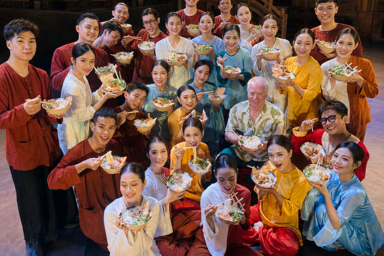 Da Nang: Heritage Show & Mi Quang Show with Noodle Tasting From Hoi An: Heritage Show & Hotel Transfer