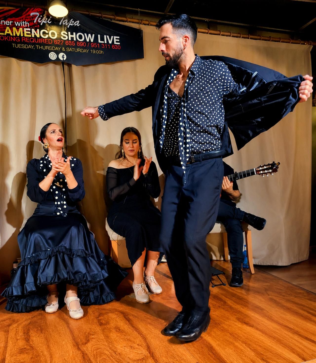 Fuengirola: Flamenco-Show im Restaurant Tipi Tapa nahe Mijas