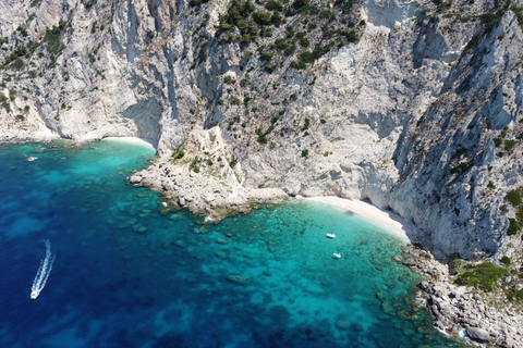 Corfù: tour in motoscafo della costa e delle grotte blu con pranzoMotoscafo 1 (TRITON)