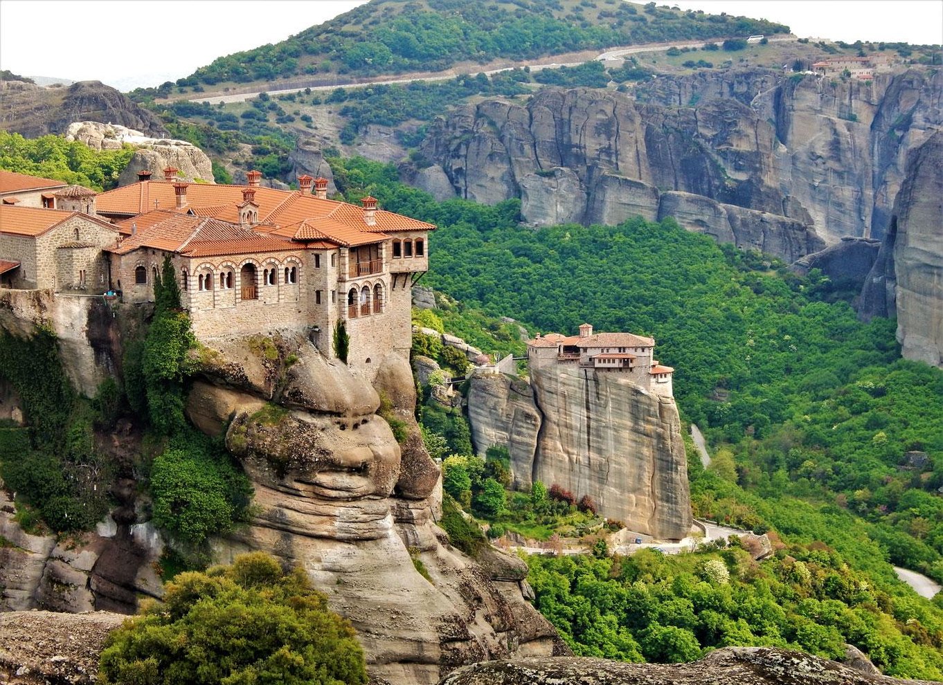 Athen: Dagsudflugt til Meteora-klostrene med huler og frokost