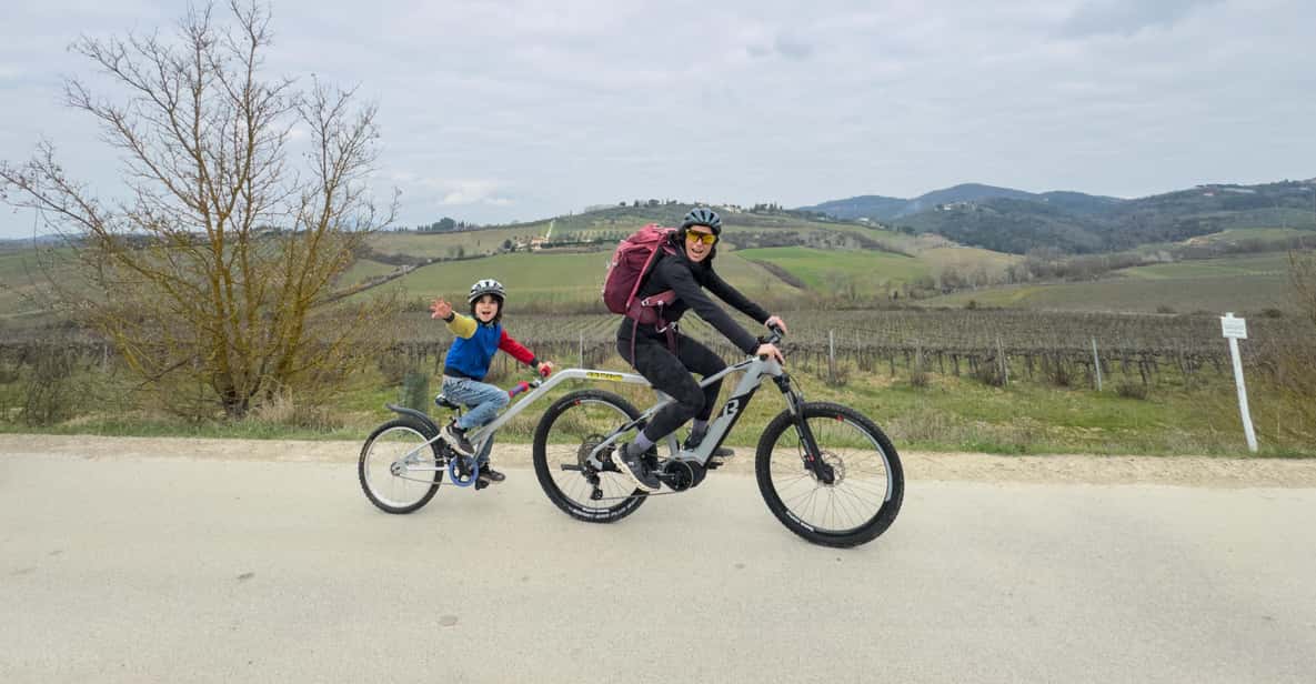 Afbeelding 4 van Begeleide e-bikerit voor het gezin: Toscaanse lunch en spelletjes aan de rivier