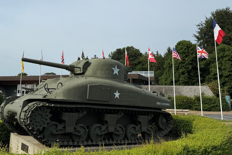 Paris: Normandy D-Day, Omaha Beach & American Cemetery Paris: Normandy D-Day Round-Trip Experience