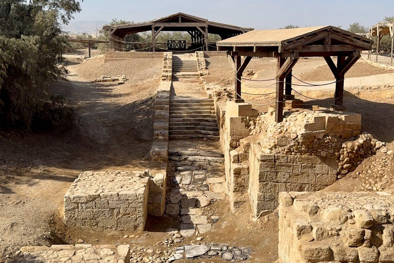 Depuis Amman : Excursion d&#039;une journée à Madaba, au Mont Nebo et à la Mer Morte