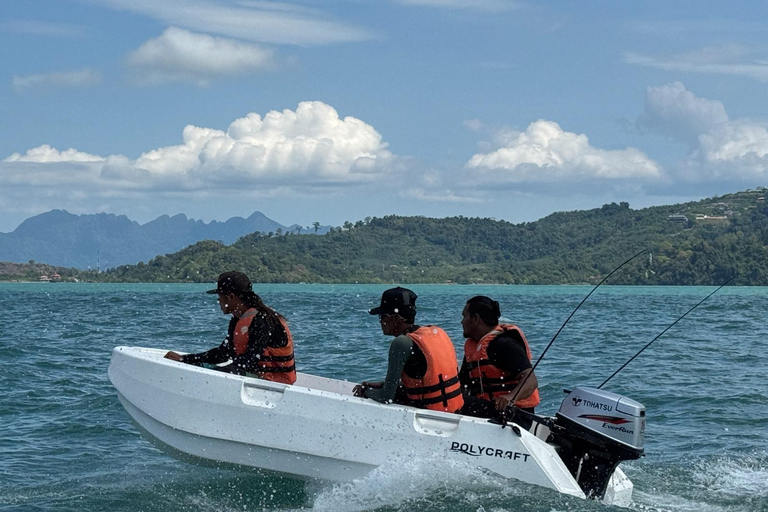 Langkawi: wycieczka z przewodnikiem na łódź Tuffy 300Langkawi: Wyprawa wędkarska z przewodnikiem na łodzi Tuffy 300