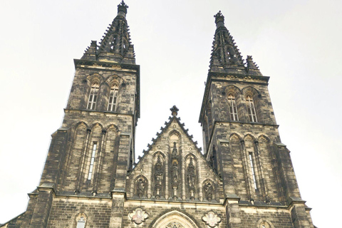 Prag: Audioguide Vyšehrad mit optionalem Ticket für die BasilikaVyšehrad Audioguide (du erhältst ihn per E-Mail) - KEIN Ticket
