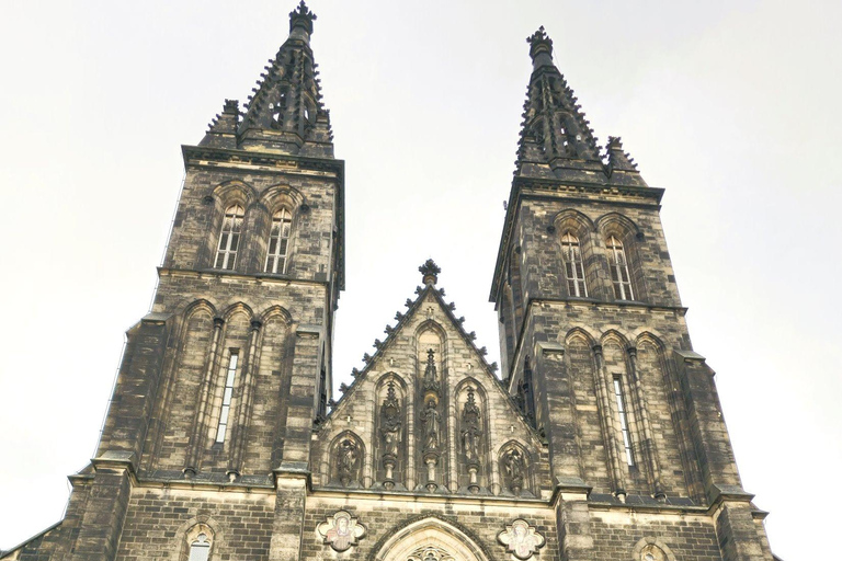 Prag: Audioguide Vyšehrad mit optionalem Ticket für die BasilikaVyšehrad Audioguide (du erhältst ihn per E-Mail) - KEIN Ticket