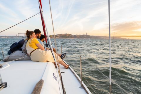 Lisboa: tour en barco al atardecer por el río Tajo