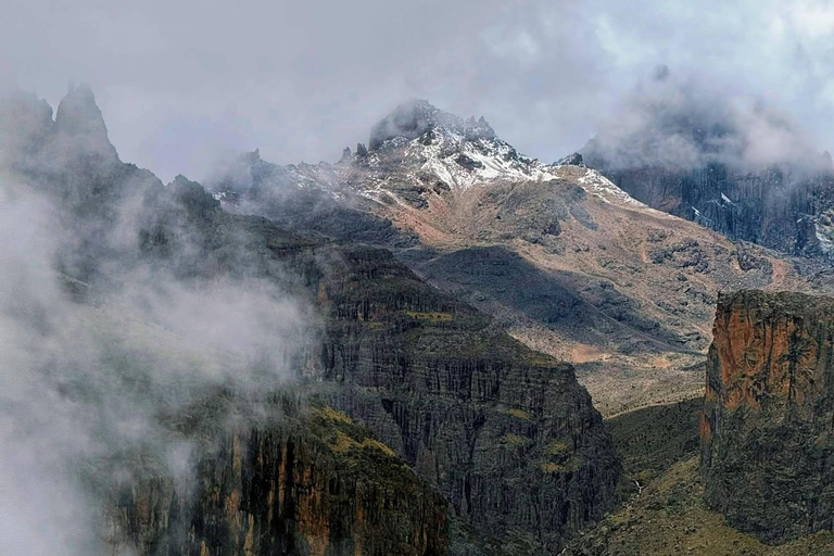 Lake Michaelson Hike and Mount Kenya Trekking Tour