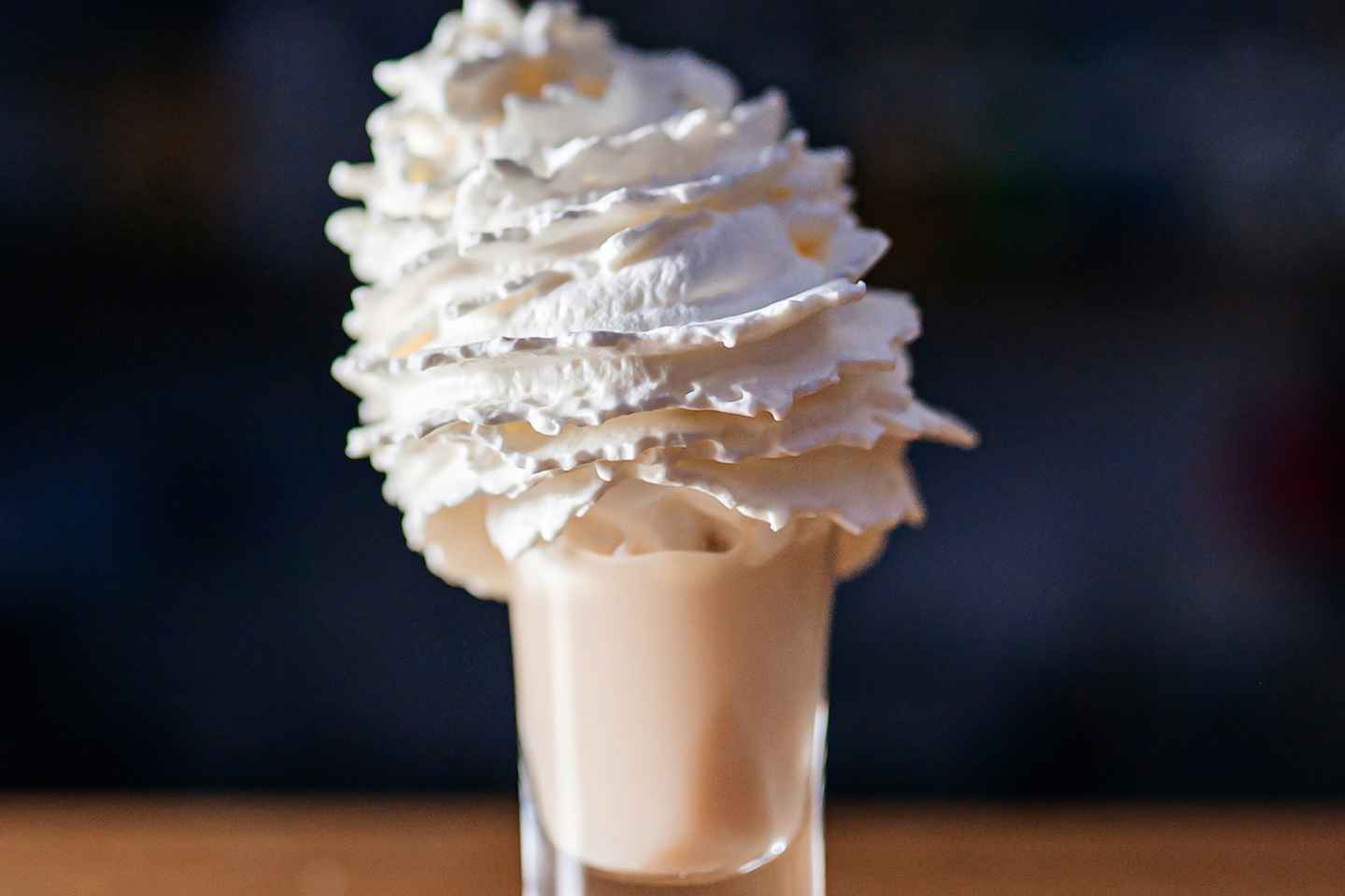 Prag: Skotbar og klúbbur með velkominn kokteil