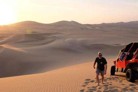 Huacachina: Sandboarding and 4x4 Adventure
