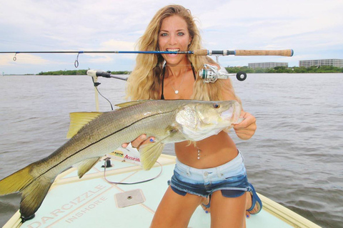 Classificado em 1.º lugar - Charter de pesca costeira em águas calmas com duração de 4 horasClassificado como nº 1 - 4 horas de pesca costeira em águas calmas