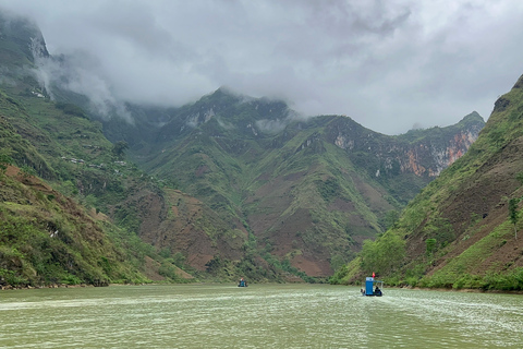 Au départ de Hanoi : 4 jours de visite en voiture de la boucle de Ha Giang, plus un montage vidéo