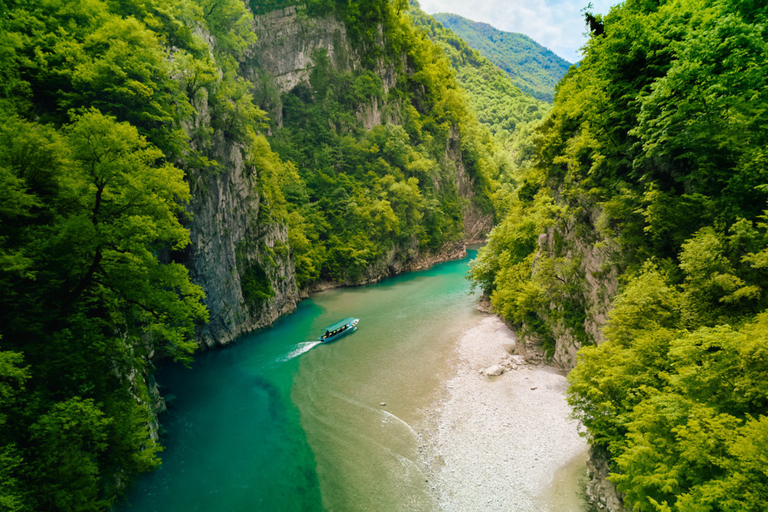 From Shkodra: 3-Day Albanian Alps Hiking Tour with Transfers