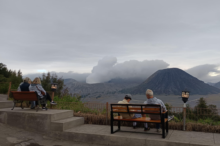 JAKARTA : JAVA TOUREN NACH BANDUNG/YOGYAKARTA/BROMO/IJEN