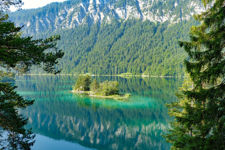 Munich: Premium Neuschwanstein Small-Group Tour by Train