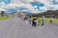 Votre propre chemin à Teotihuacan, tournée privée et exclusive - Housity