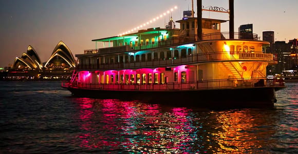 Sydney Harbour: Cabaret Show Cruise with 3-Course Dinner
