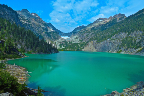 من تبليسي: وادي داشباشي، وبحيرة ألجيتي، وجسر دايموند