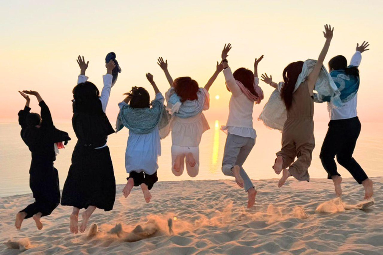 Doha:Inland sea Desert Safari Qatar, Dune Bashing ExperienceGemeinsame Tour mit Wüstensafari, Kamelritt und Binnenseebesuch