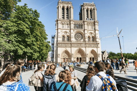 Paris: Notre-Dame Cathedral Guided Tour with Group Access