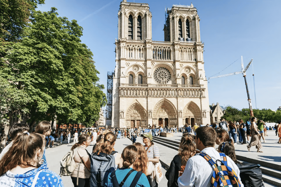 Paris: Führung durch die Kathedrale Notre-Dame mit Gruppenzugang. Foto: GetYourGuide Paris: Führung durch die Kathedrale Notre-Dame mit Gruppenzugang. Foto: GetYourGuide