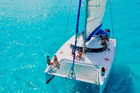 Riviera Maya: Private Catamaran Sailing for 42 Guests