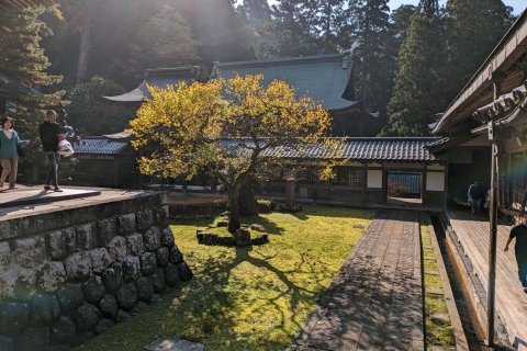 Depuis Kanazawa : le temple bouddhiste Eiheiji et la ville du château de FukuiRejoindre la gare de Fukui