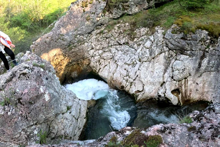 From Sarajevo: Treskavica Mountain Hiking Tour with Lunch