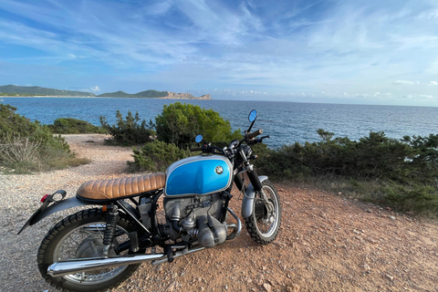 Ibiza: classic Bmw moto tour.