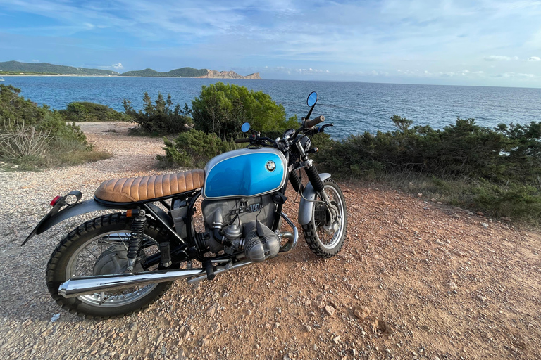 Ibiza: classic Bmw moto tour.