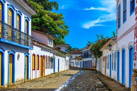 TOUR DE VILLE EN PARATY : Plages privées et charmes coloniaux