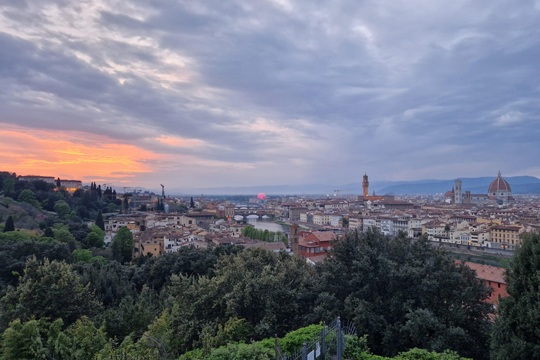 Florence at Golden Hour: Walking Tour & Sunset Experience