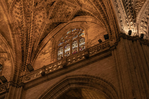 Seville: Cathedral & La Giralda Guided Tour with Tickets