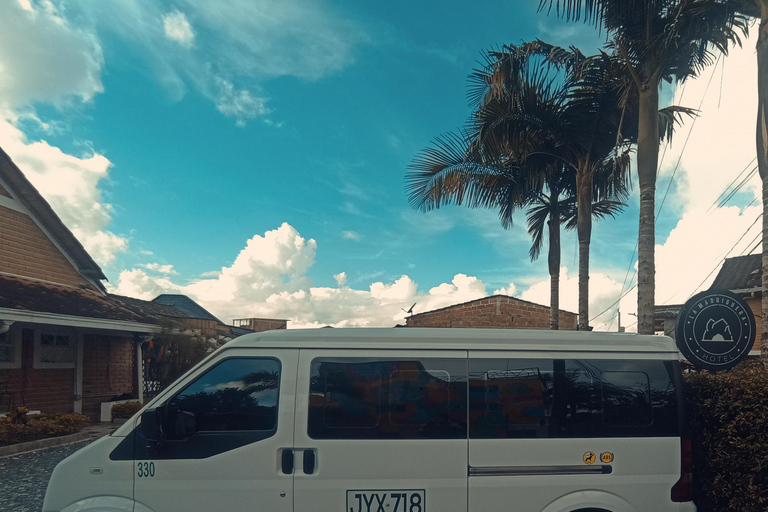 Medellín: Minivan rental 8 PAX, with Tour Guide DriverMedellín: Minivan rental 8 PAX, with driver tour guide