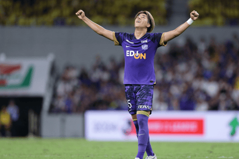 هيروشيما: لعبة سانفريتشي هيروشيما لكرة القدمالفئة 7 - الجنوب