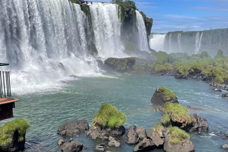 Foz do Iguaçu: Iguazú Falls Tour – Brazil and Argentina Sides Foz do Iguaçu: Tour of the Brazilian and Argentine Falls