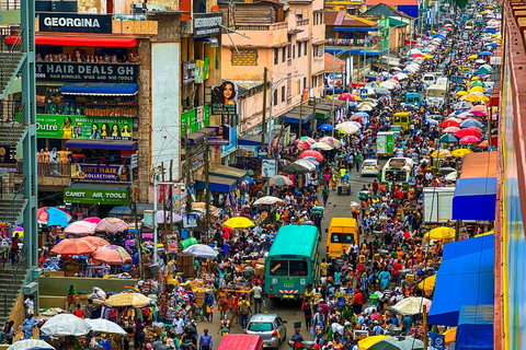 Accra: Makola Market Guided Tour with Local Guide