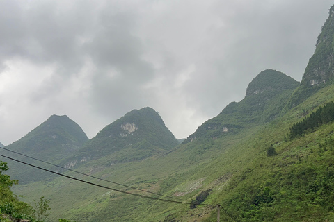 Au départ de Hanoi : 4 jours de visite en voiture de la boucle de Ha Giang, plus un montage vidéo