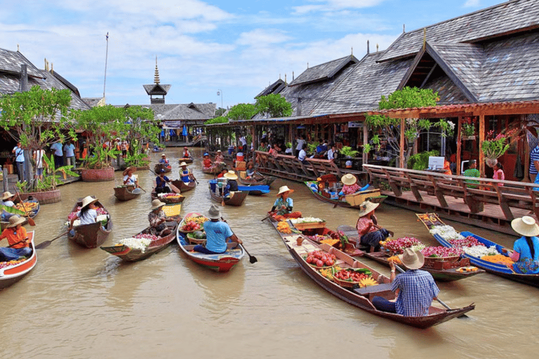 Pattaya Floating Market Ticket Admission Ticket + One-Way Rowing Boat