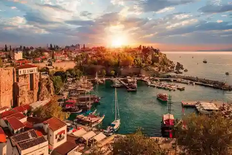 Antalya: Guided City Tour with Boat Trip and Waterfalls