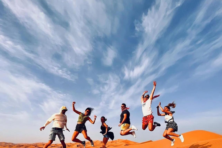 رحلات سفاري في الكثبان الرملية الذهبية في قطر، وركوب الجمال، والتزلج على الرمال، والبحر الداخليجو