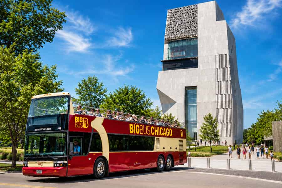 Chicago: Open-Top-Bus-Shuttle zur South Side & zum Obama Center. Foto: GetYourGuide Chicago: Open-Top-Bus-Shuttle zur South Side & zum Obama Center. Foto: GetYourGuide