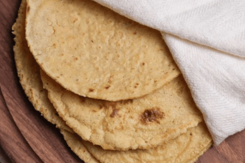 Costa Rica: Tortilla or Empanada Cooking Class with Sangria