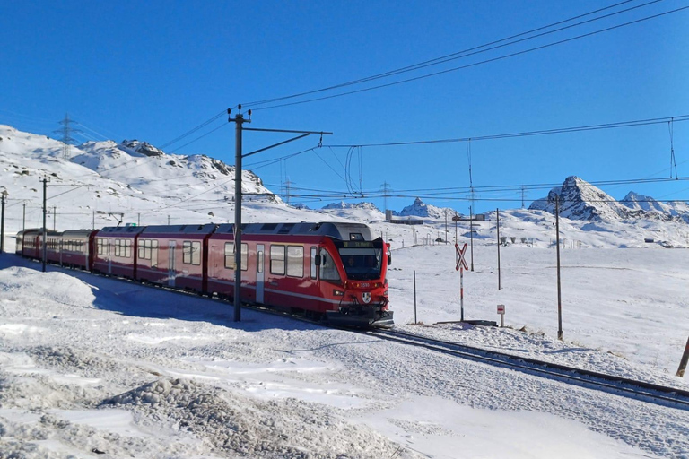 Depuis Milan : Le train de la Bernina, les Alpes suisses et l'excursion à Saint-Moritz